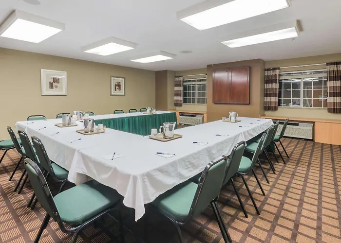 Microtel Inn & Suites By Wyndham West Chester