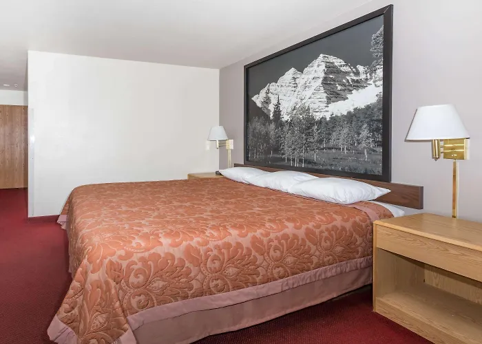 Super 8 By Wyndham Fruita