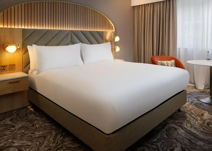 Doubletree By Hilton Bristol North