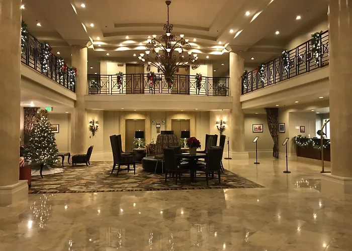 The Paramount Hotel Portland