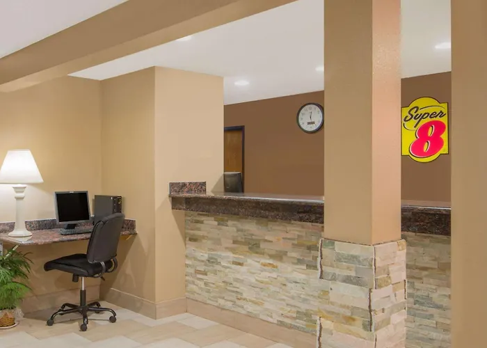 Super 8 By Wyndham Story City
