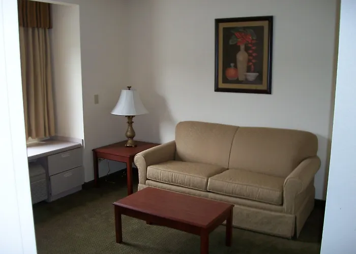 Quality Inn & Suites Prestonsburg Next To Mountain Arts Center