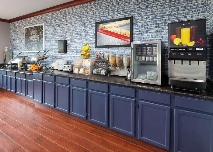 Americinn By Wyndham Grinnell