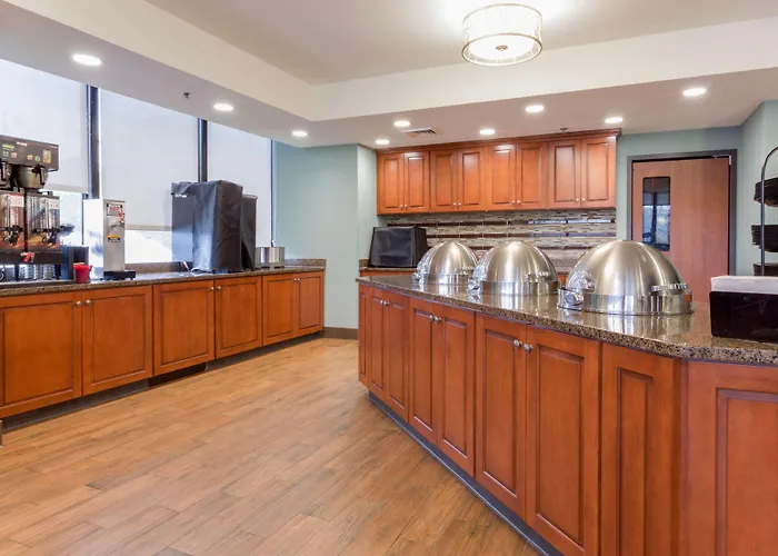 Drury Inn & Suites Birmingham Grandview