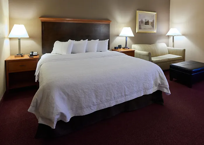 Hampton Inn Massillon
