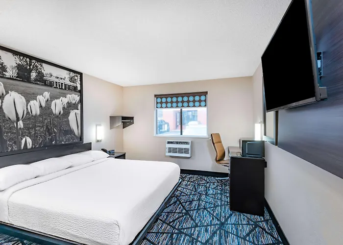 Super 8 By Wyndham Charlottesville
