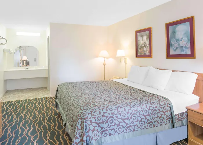 Days Inn By Wyndham Hardy
