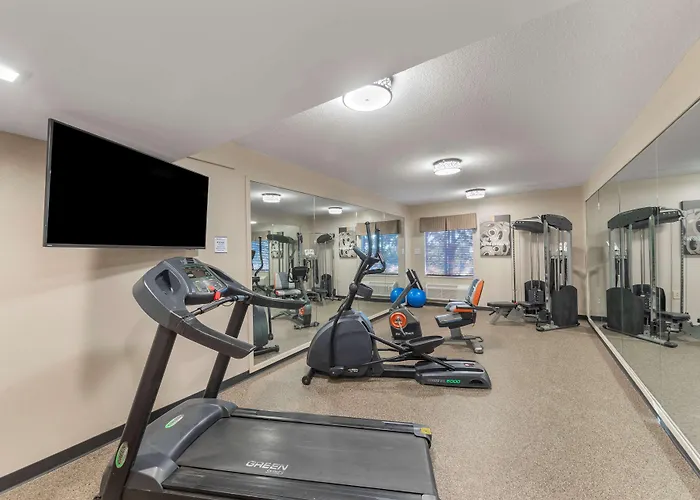 Best Western Plus Russellville Hotel & Suites