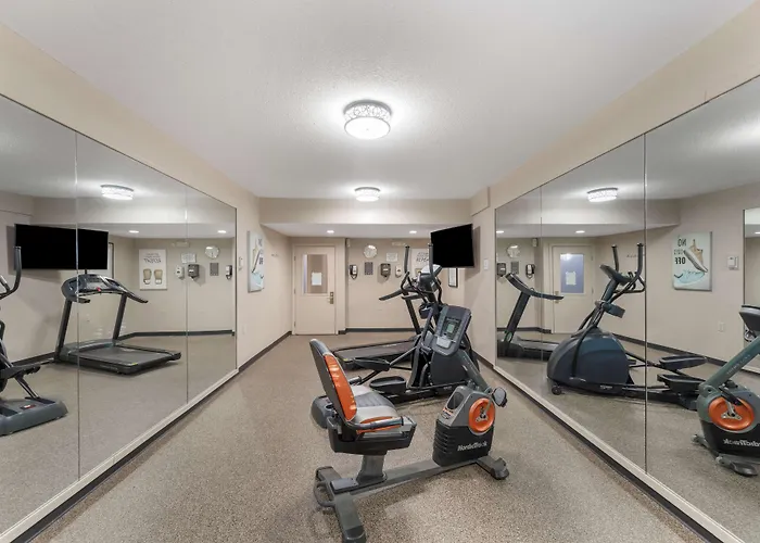 Best Western Plus Russellville Hotel & Suites