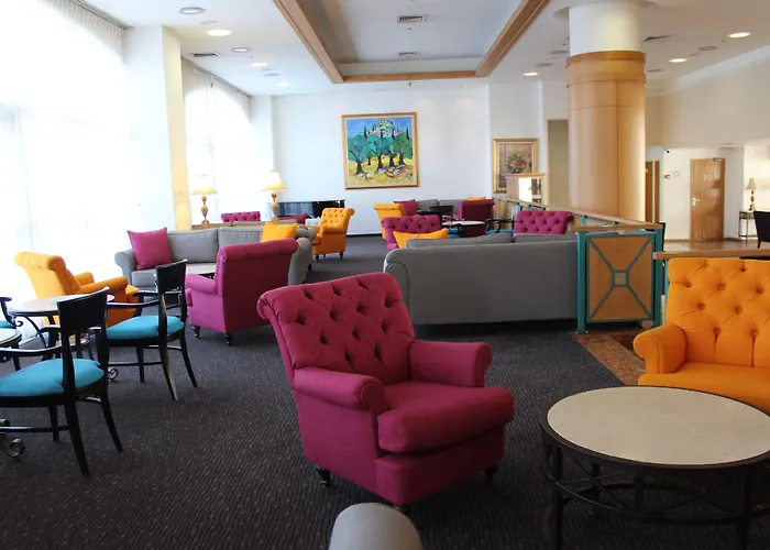 Plaza Nof Hagalil