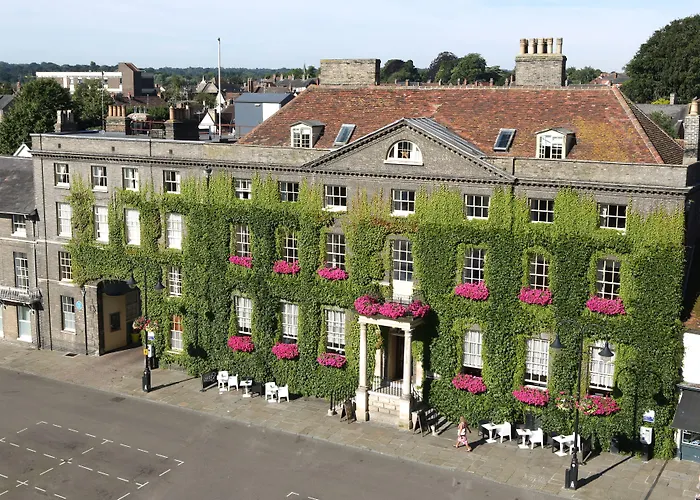 Angel Hotel