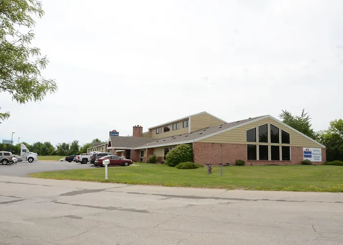 Americinn By Wyndham West Burlington