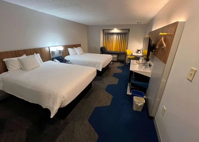 Microtel Inn & Suites By Wyndham Charlotte/Northlake