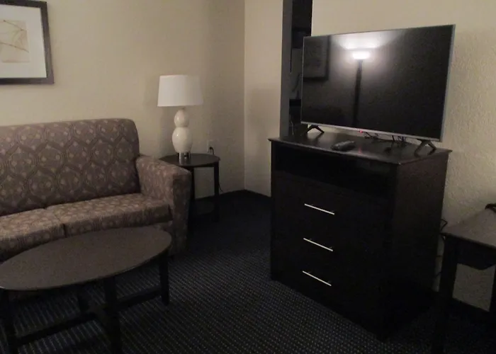 Americinn By Wyndham Hayward