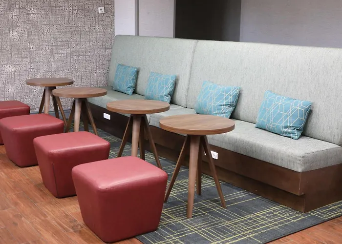 Hampton Inn Hutchinson