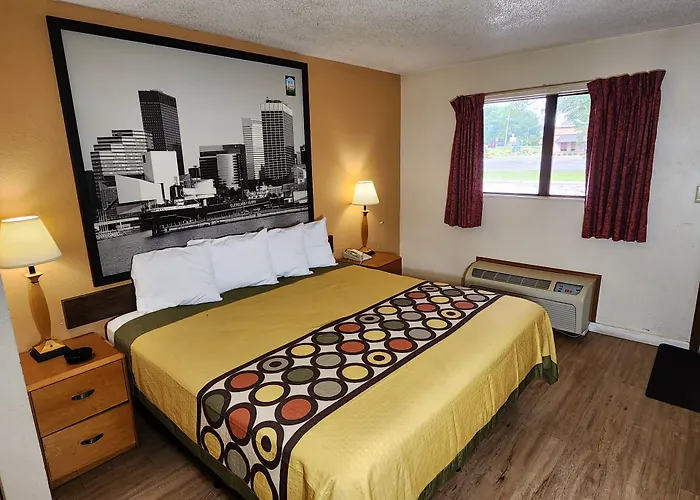Westspring Inn - Westlake Cleveland