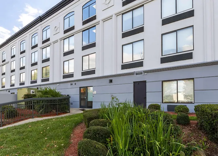 Wingate By Wyndham Charlotte Concord Mills/Speedway