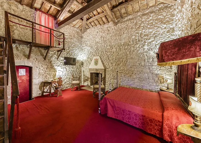 Castello Orsini Hotel