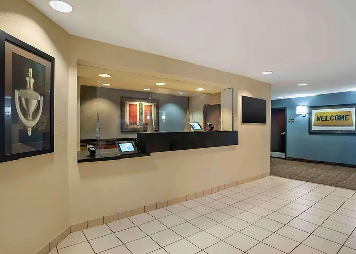 Extended Stay America Select Suites - New Orleans - Airport