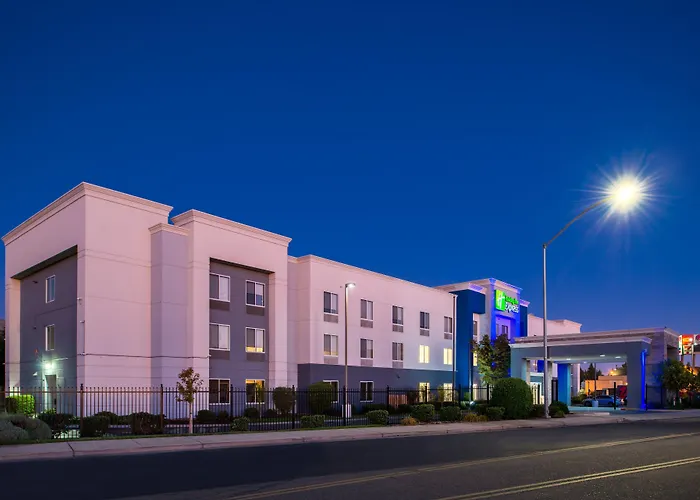 Holiday Inn Express Stockton Southeast By Ihg