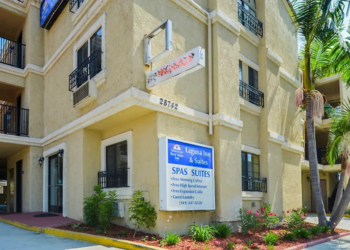 Laguna Inn And Suites