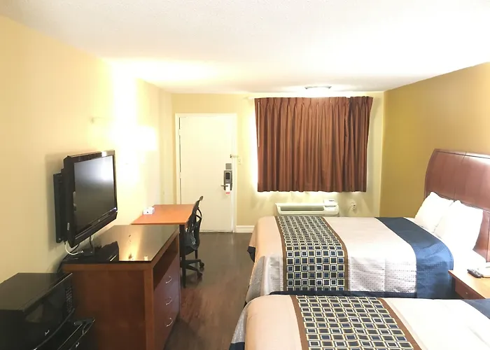 Navasota Inn