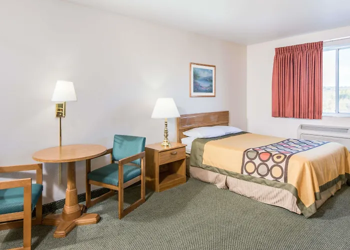 Super 8 By Wyndham West Middlesex/Sharon Area