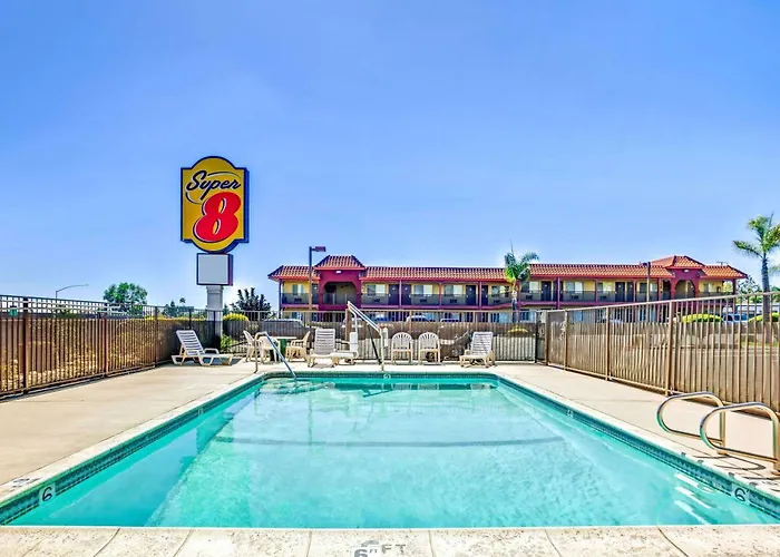 Super 8 By Wyndham Upland Ontario Ca