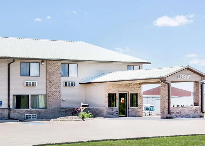 Super 8 By Wyndham Jefferson