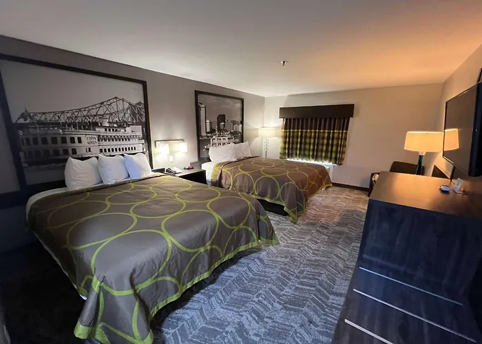 Super 8 By Wyndham Lake Charles/Sulphur