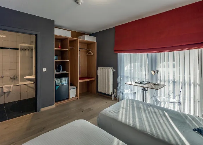 New Hotel De Lives