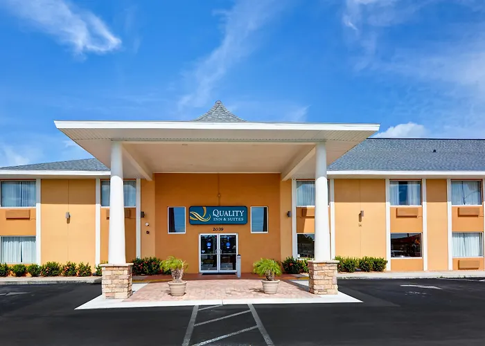 Quality Inn & Suites Heritage Park