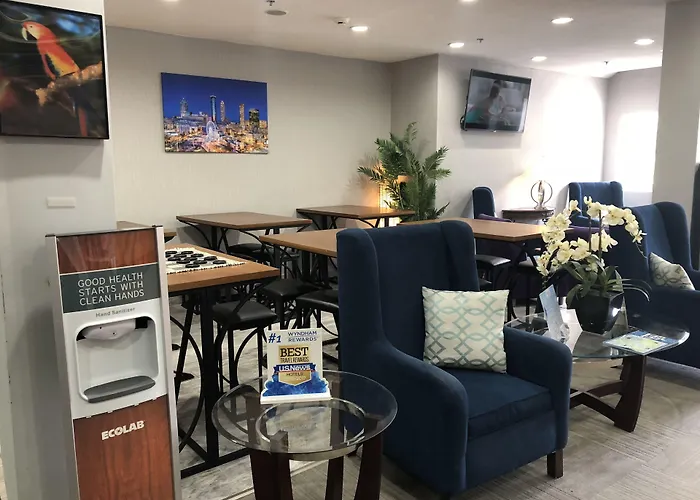 Microtel Inn & Suites By Wyndham Stockbridge/Atlanta I-75