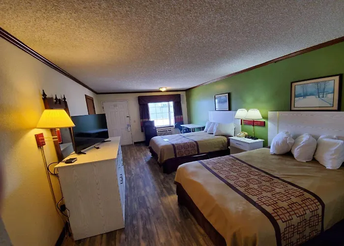 Days Inn By Wyndham Monett