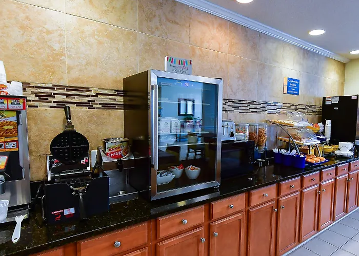 Days Inn By Wyndham Burlington East