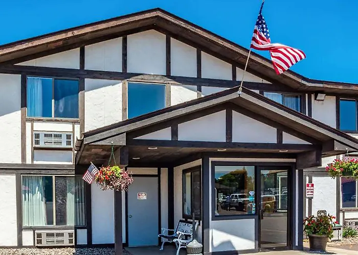 Magnuson Hotel Ironwood