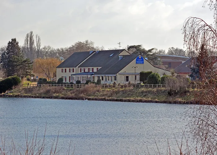 Logis - Hotel & Restaurant Des Lacs Paris Sud