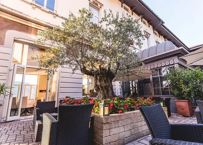 Araba Fenice Hotel