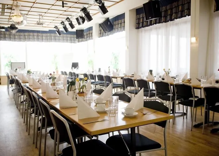 Best Western Hotel Tranas Statt