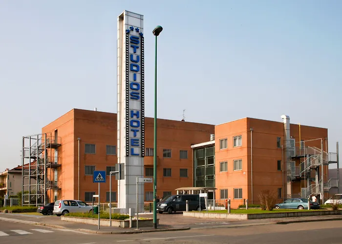 B&B HOTEL Milano Cologno Studios