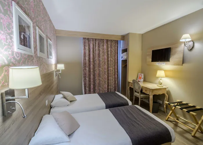 Hotel L'Aragon A 50M De La Cite De Carcassonne