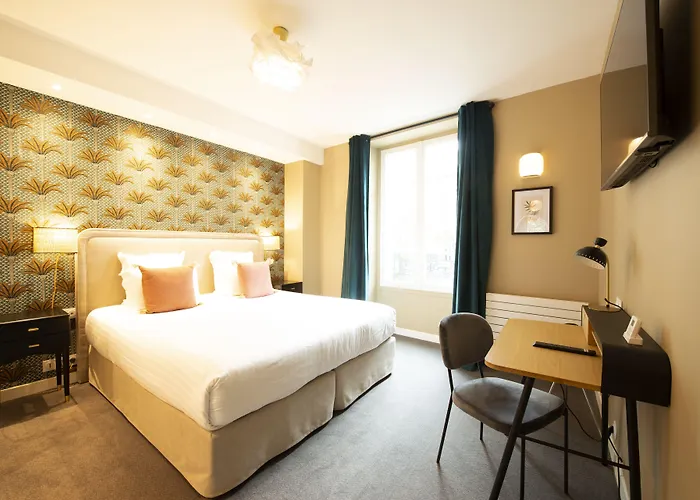 Hotel Des Batignolles