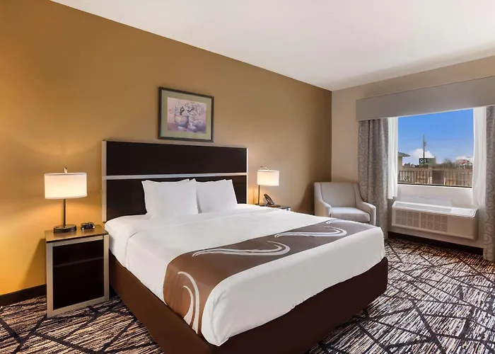 Quality Inn & Suites Pearl-Jackson