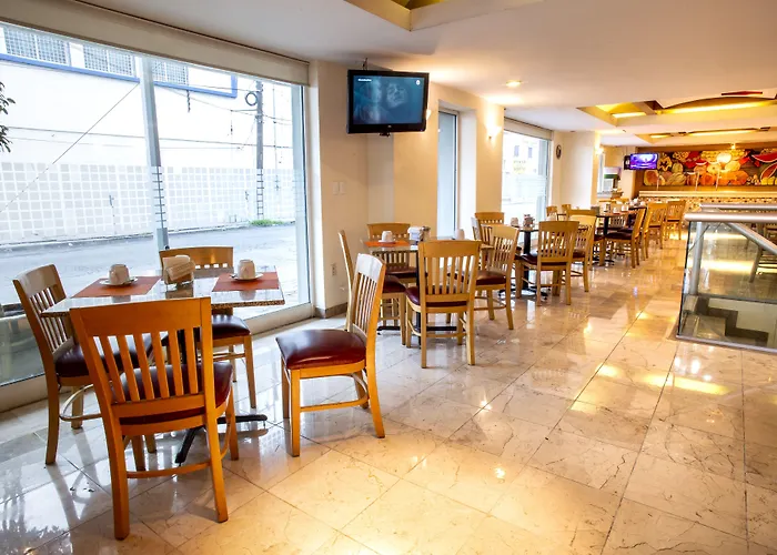 Hotel Plaza Calzada