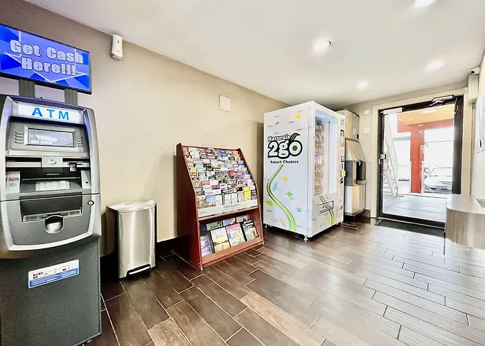Days Inn & Suites By Wyndham Arlington Near Six Flags