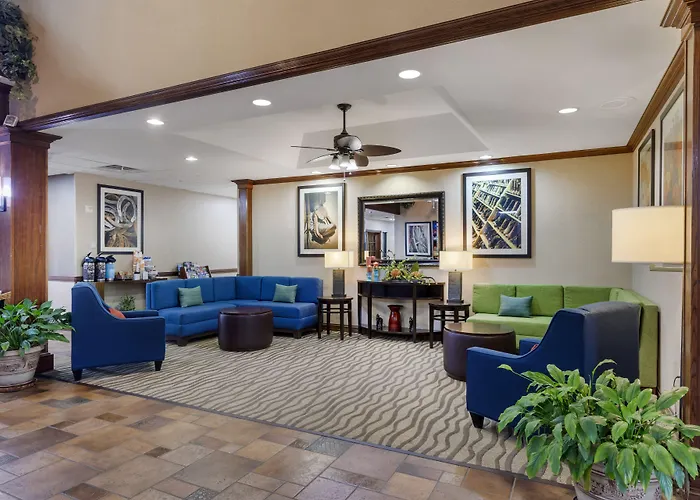 Comfort Suites Marshall