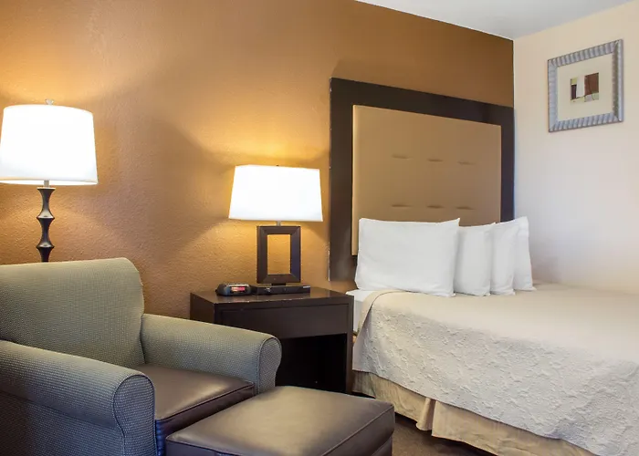 Knights Inn Sierra Vista / East Fry