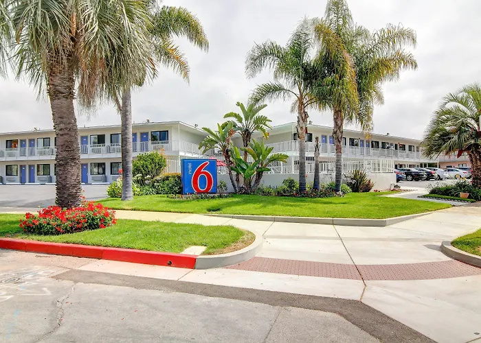 Motel 6-Santa Barbara, Ca - Beach