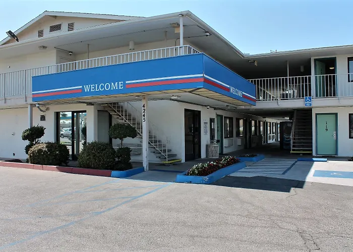 Motel 6-Fresno, Ca - Blackstone North