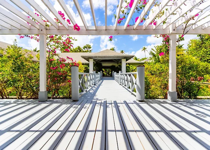 Carlisle Bay